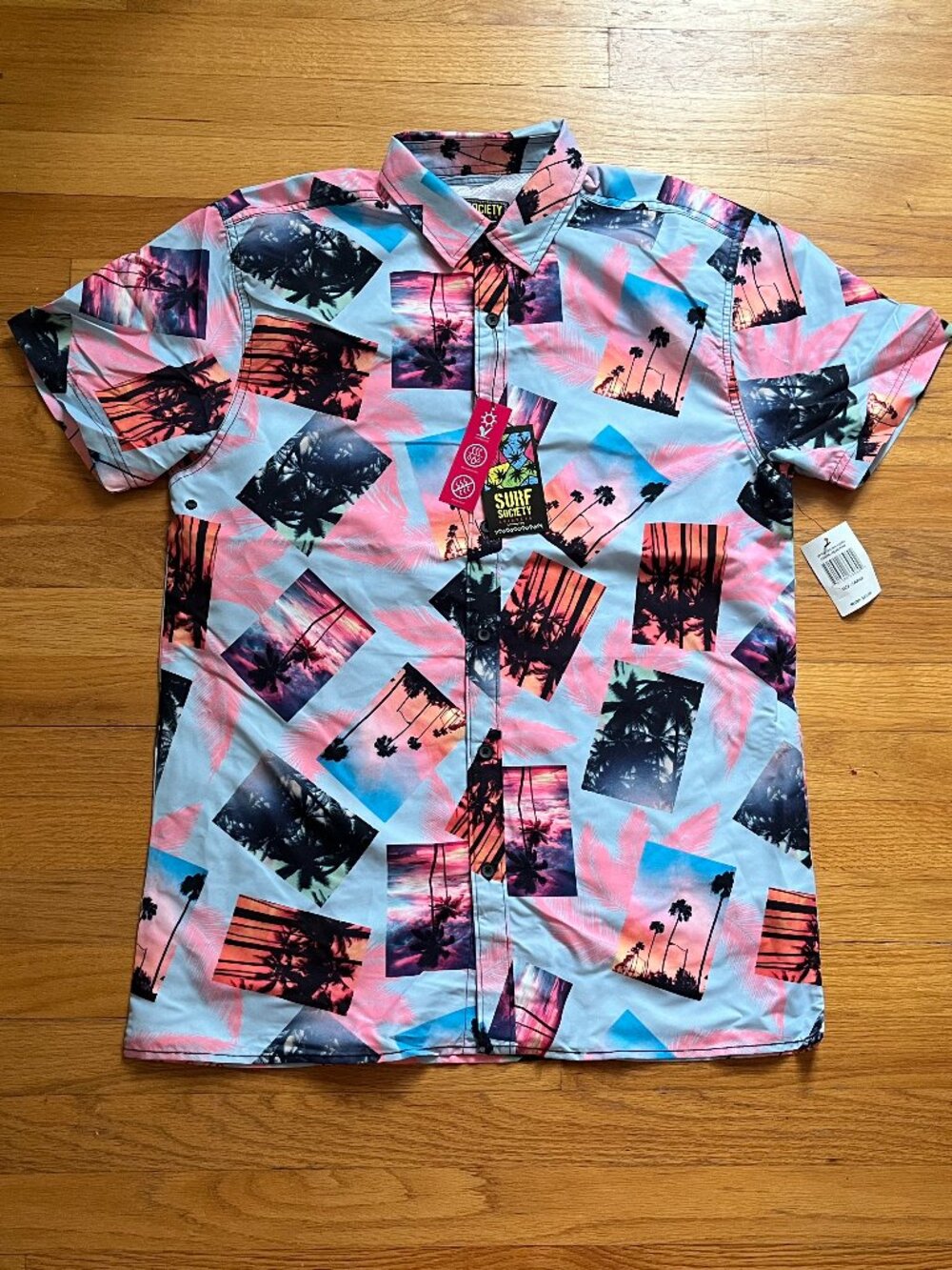 NWT Surf Society Vibrant Short Sleeve Button Down Shirt Sz L